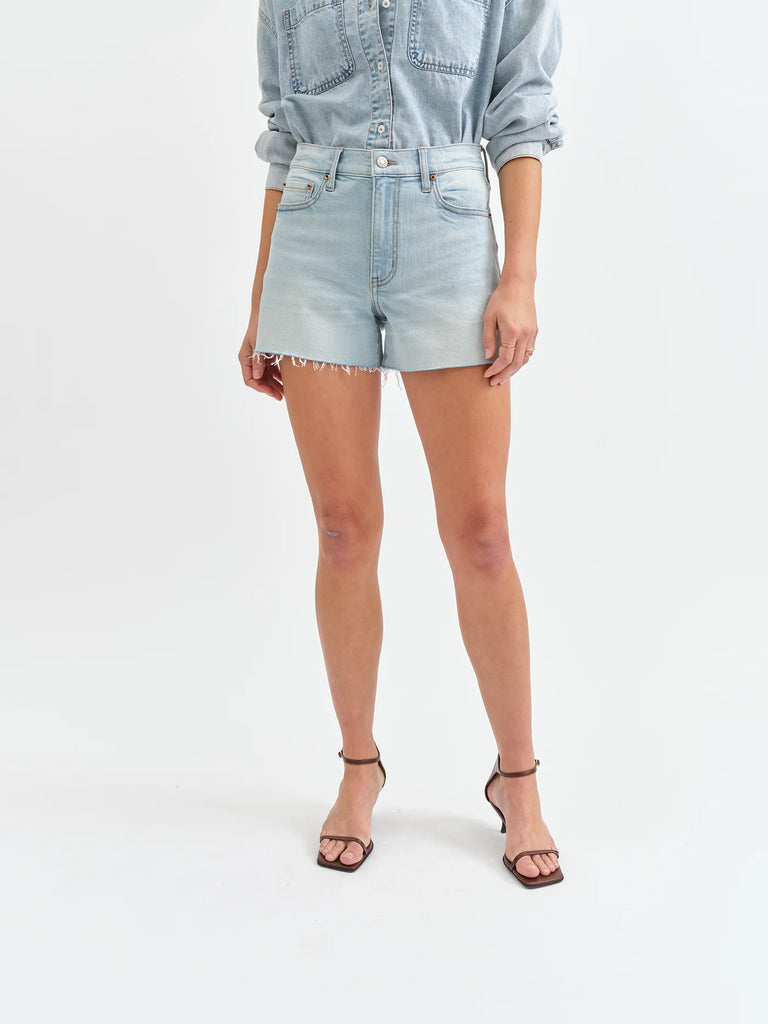 Daze Sedona Mid Rise Short