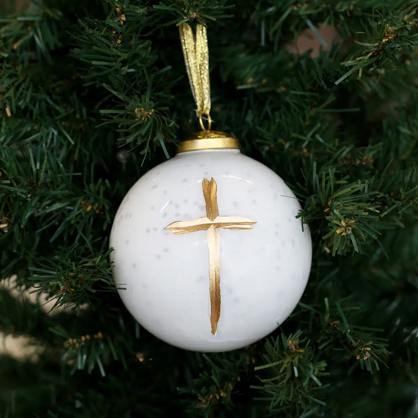 Cruix Glass Ball Ornament White/Gold