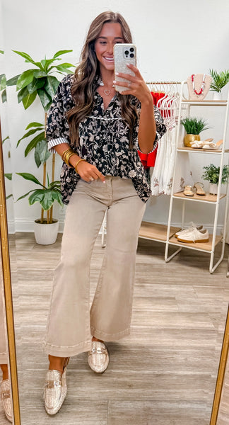 Frilled V-Neck Printed Top