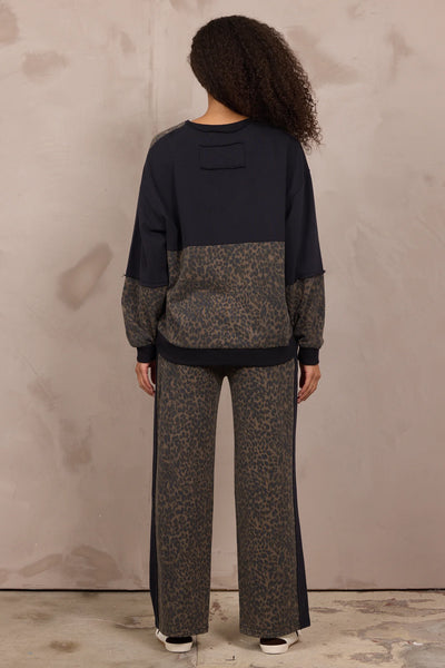 Printed Suede Terry Colorblock V-Neck Top