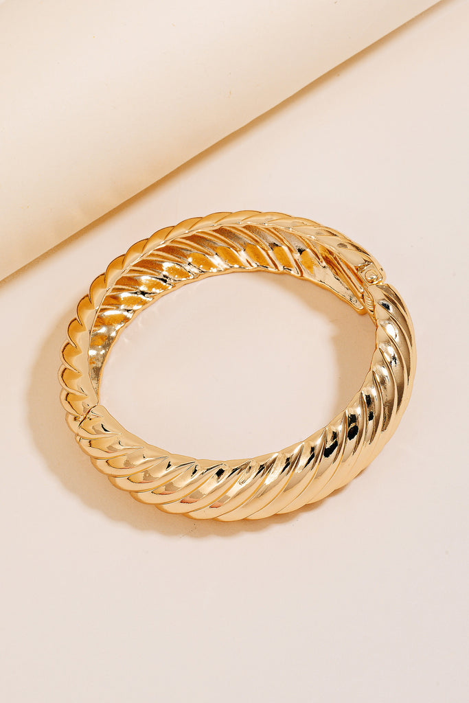 Metallic Croissant Clasp Bangle Bracelet