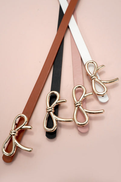 Smooth Bow Buckle Faux Leather Belt