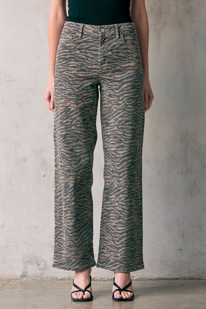 Hidden High Rise Logan Dad Jeans