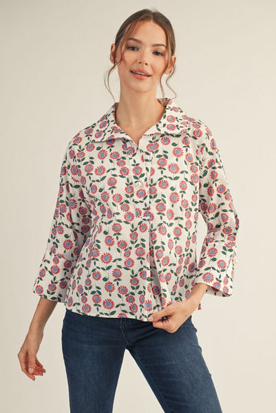 Pearl Button Accent Floral Top