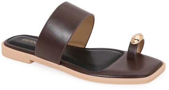 Berness Kamila Toe Ring Square Toe Sandal