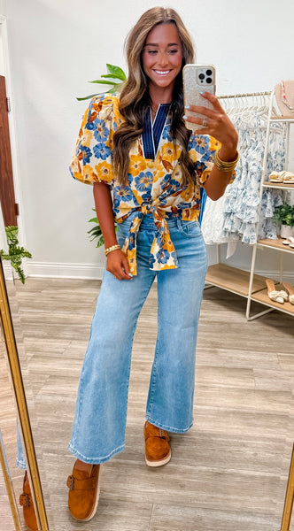 Floral Front Tie Short Bubble Sleeve Top