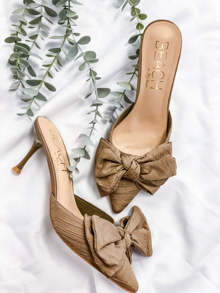 Matisse Goldie Pointed Toe Heeled Mule