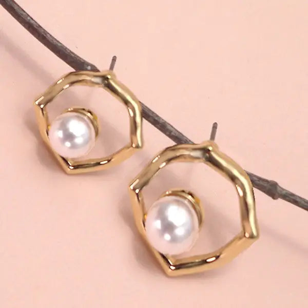 Irrgular Square Pearl Stud Earrings