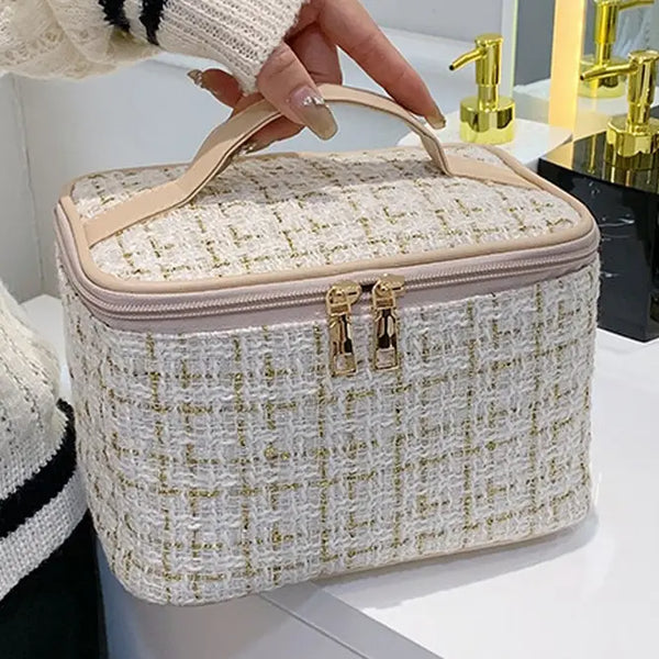 Fashionable Travel Cosmetic Bag