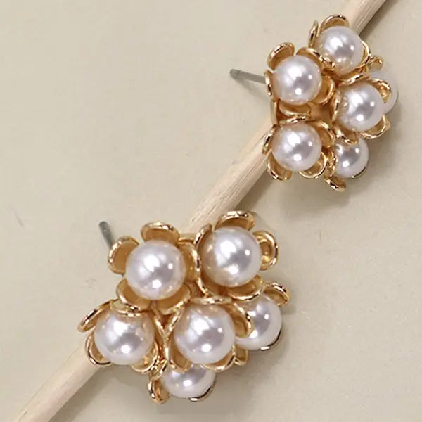 Cluster Pearl Flower Stud Earrings