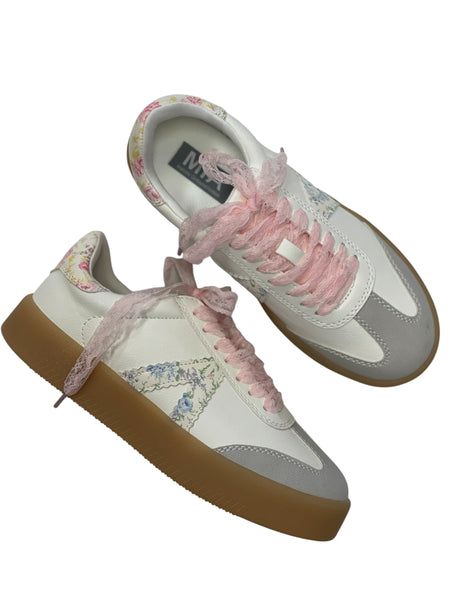 Mia Floral Patch Lace Shoelace Sneaker