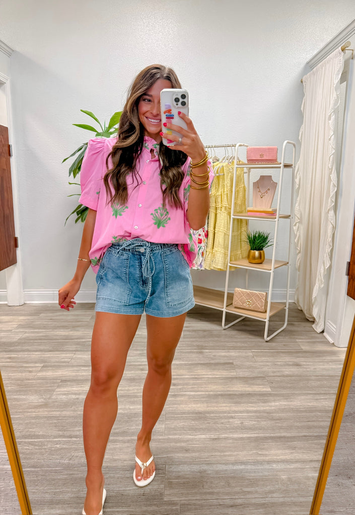 Embroidered Short Puff Sleeve Top