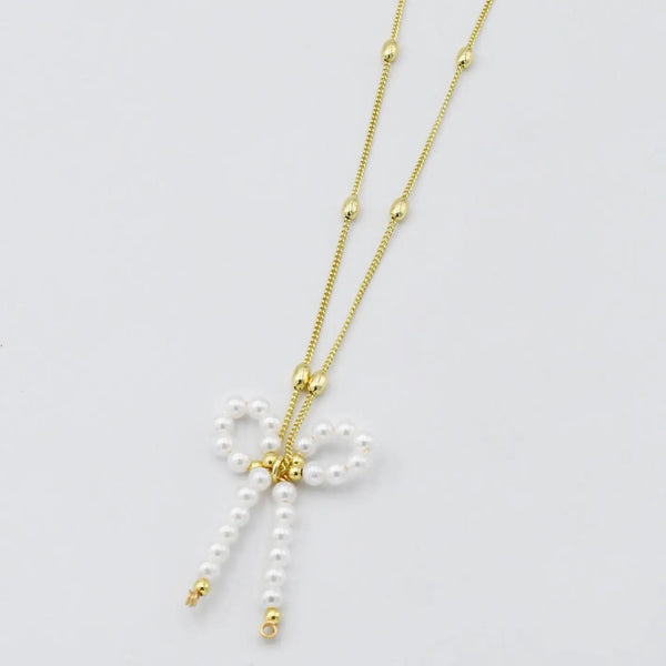 Pretty Pearl Bow Necklace