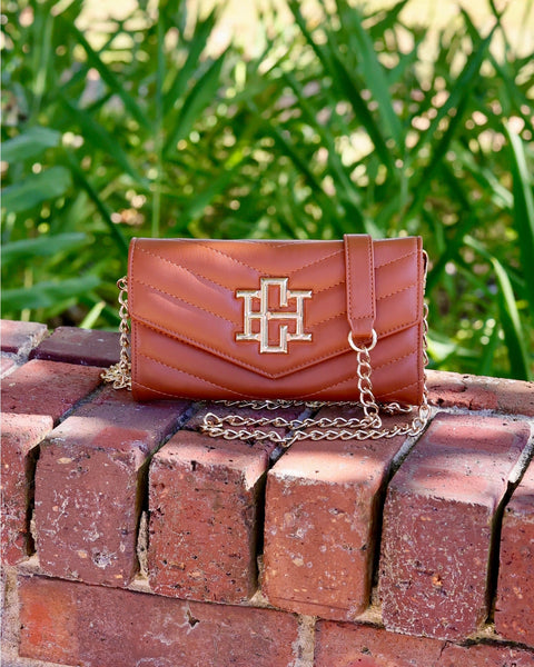 Carlington Clutch/Crossbody Saddle Vq