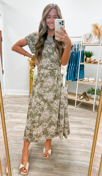 Floral Drop Shoulder Midi Dress