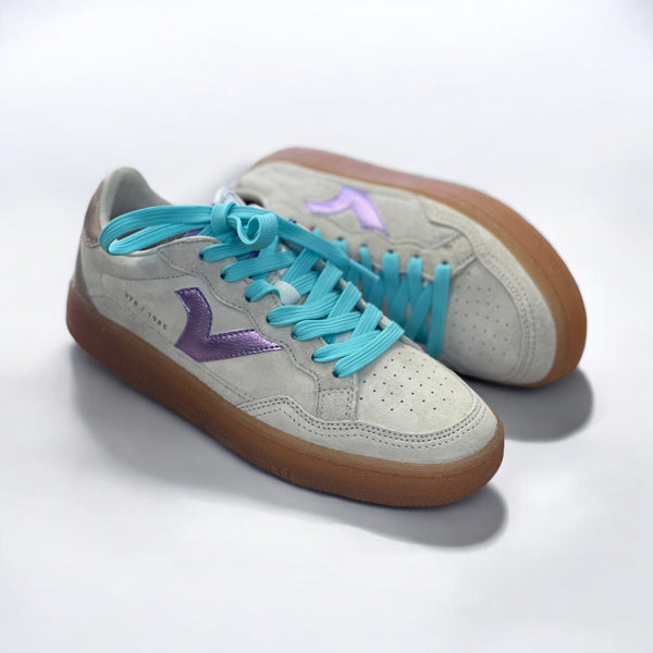 Victoria Smash Suede Color Sneaker