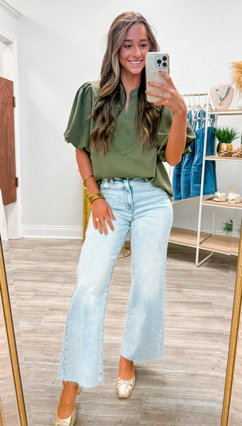 Short Puff Sleeves Mock Neck Top