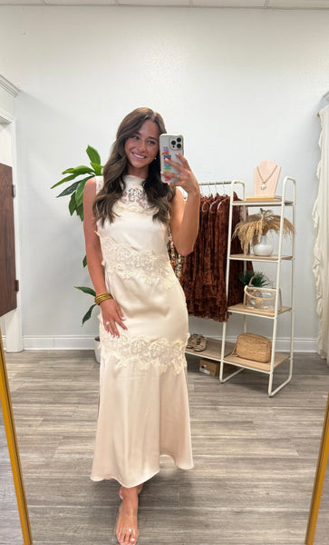 Satin Lace Panel Detail Midi Dress