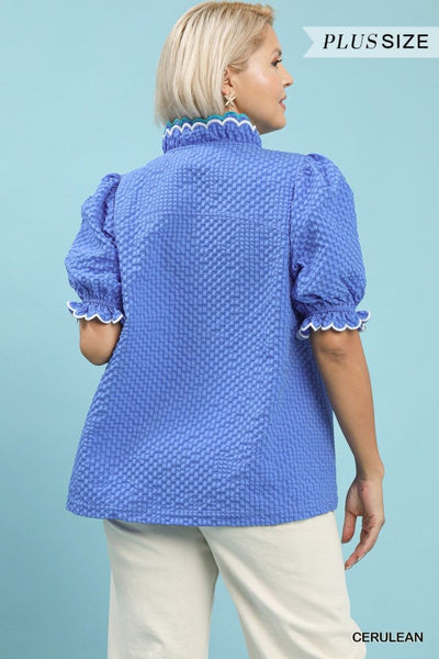 Scallop Trim Textured Puff Sleeve Top