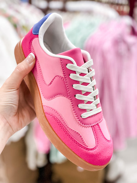 Modern Color Combined Low Top Sneaker