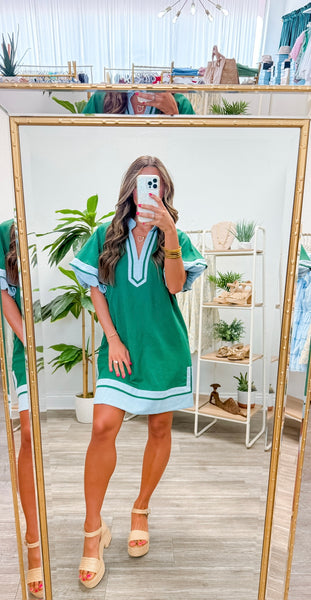 Short Lantern Sleeves Pullover Mini Dress