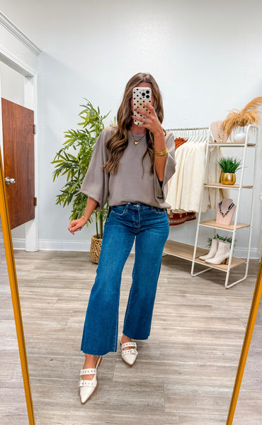 Solid Elbow Sleeve Top