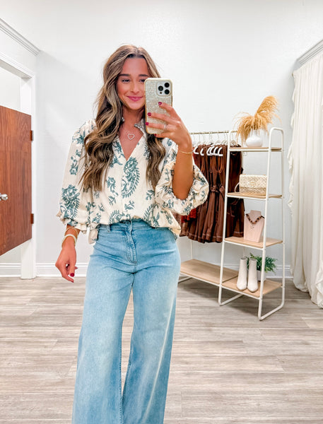 Button Down 3/4 Balloon Sleeve Top