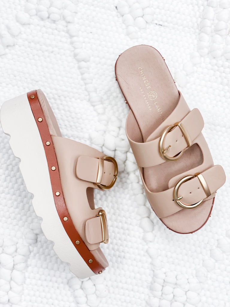 CL Surfs Up Smooth Buckle Sandal