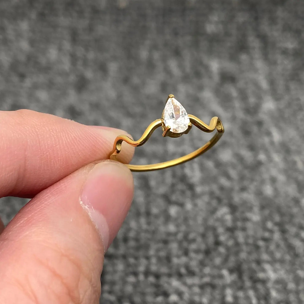 Inlaid Zircon 18K Gold Plated Stainless Steel Wavy Ring