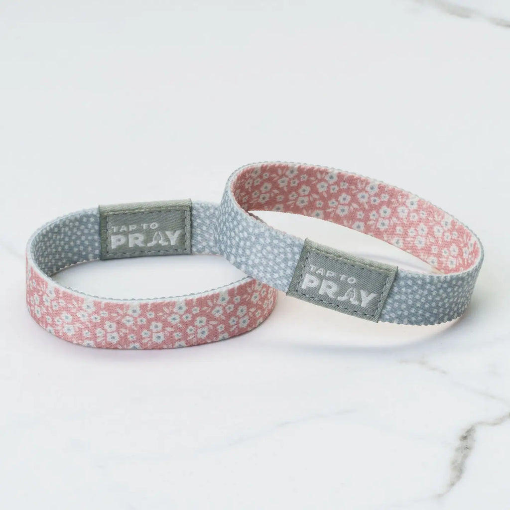 Tap To Pray Poppy & Pepper Wristband
