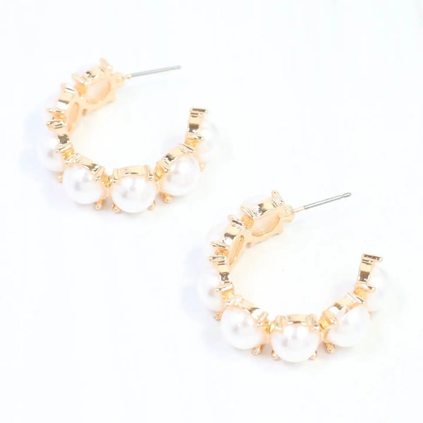 Cleo Pearl Medium Hoop Earring Cream