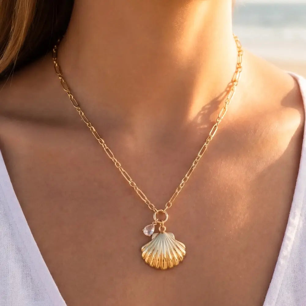 Chain Link Seashell & Crystal Pendant Necklace