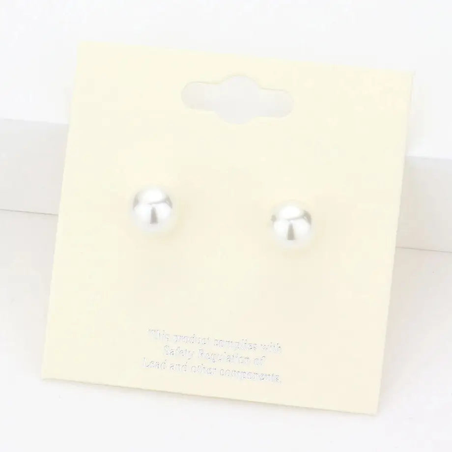 8mm Pearl Stud Earrings