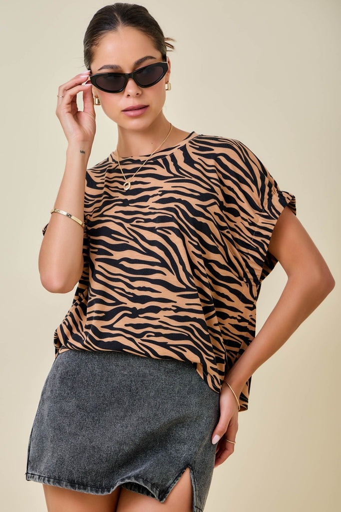 Tiger Print Elastic Sleeve Top