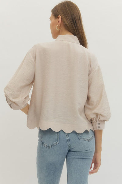 Solid 3/4 Sleeve Scallop Hem Top